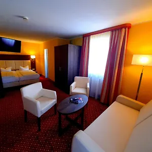 3* Otel Invite